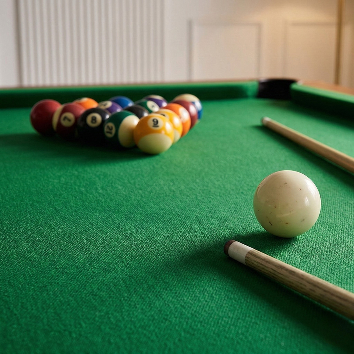 Table de billard classique haut de gamme – billard bois massif